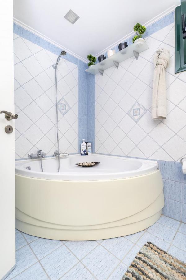 Vasilis Luxury Apartment Янина Экстерьер фото